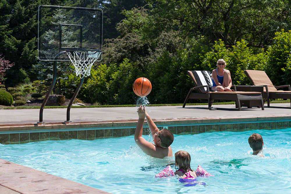 SR SMITH, Challenger-Basketball-Poolspiel für den Privatgebrauch mit 16-Zoll-Rückwand – ohne Anker